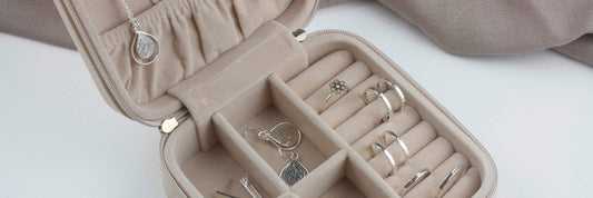 4 Great Ways To Store Your Jewellery