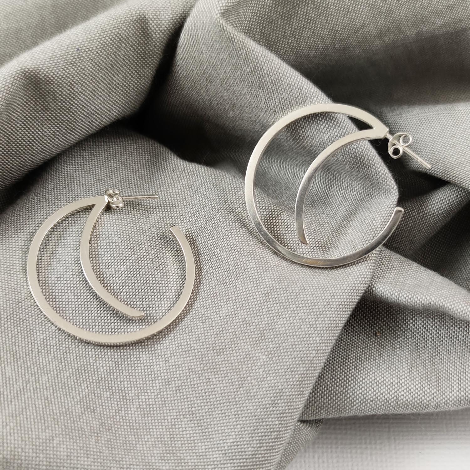 minimalist luna hoops made from sterling silver for everyday wear